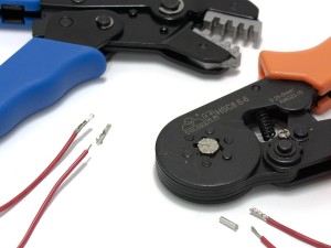 ¿Qué es crimpar? Método de unión de cables sin soldadura